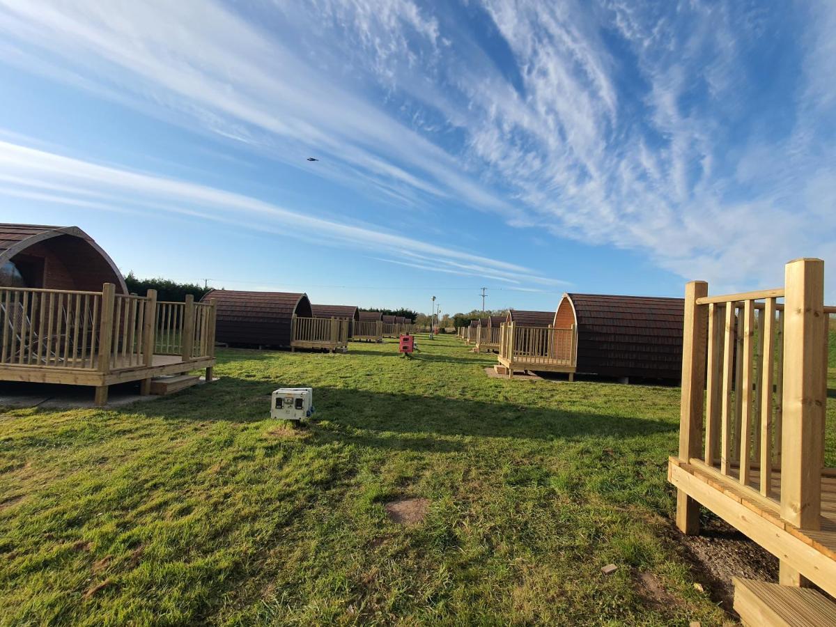 Rustic Pods Riverview Holiday Park Lincoln Bagian luar foto
